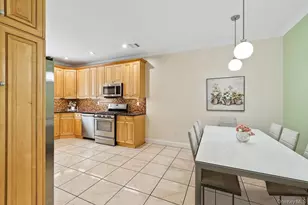 1113 Parkview Dr, Spring Valley, NY 10977 - Photo 12