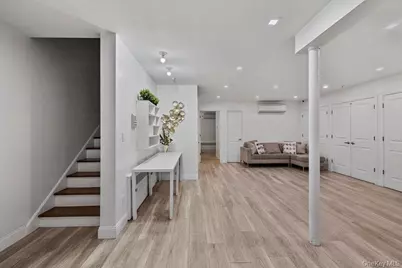 1113 Parkview Drive, Spring Valley, NY 10977 - Photo 30