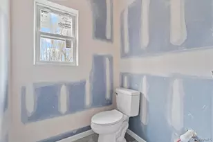 28 Northern Ave, Walden, NY 12586 - Photo 10