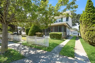 107 Melrose Ave, East Rockaway, NY 11518 - Photo 2