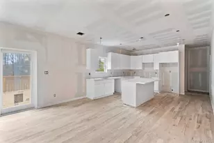 30 Northern Ave, Walden, NY 12586 - Photo 4