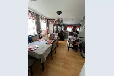 10211 85th Avenue, Richmond Hill, NY 11418 - Photo 2