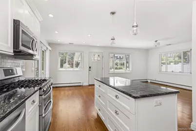 451 Bellevue Avenue, Yonkers, NY 10703 - Photo 32