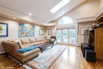 835 Barberry Lane, Woodmere, NY 11598 - Photo 8