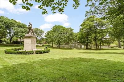 77 Edwards Street #2A, Roslyn Heights, NY 11577 - Photo 26