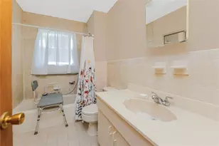 43 Dunston Ave, Yonkers, NY 10701 - Photo 8