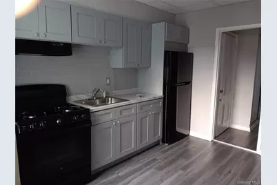 142 Smith Street #142 apt2, Port Chester, NY 10573 - Photo 2