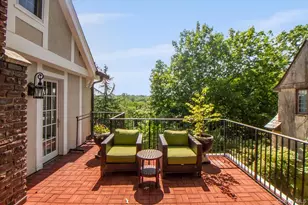 110 Edgemont Rd, Scarsdale, NY 10583 - Photo 16