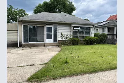 78-07 264 Street, Floral Park, NY 11004 - Photo 1