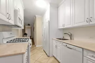 269-10 Grand Central Pkwy, Floral Park, NY 11005 - Photo 8