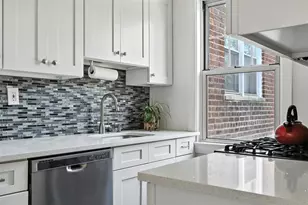 14 Soundview Ave, White Plains, NY 10606 - Photo 10