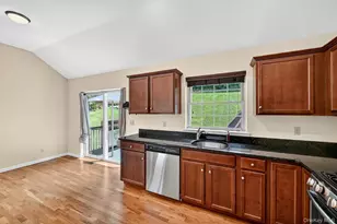 1974 St Rte 32, New Windsor, NY 12553 - Photo 8