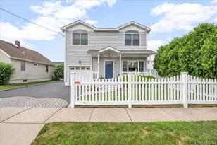 189 N Windhorst Ave, Bethpage, NY 11714 - Photo 2