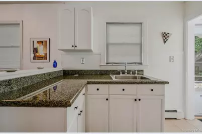 1031 West Street, Riverhead, NY 11901 - Photo 14