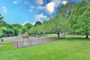 200 Farber Dr, West Babylon, NY 11704 - Photo 20