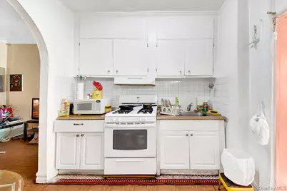 1349 Elder Avenue, Bronx, NY 10472 - Photo 30