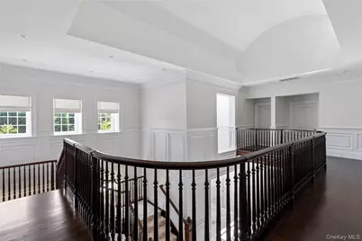 9 Hicks Lane, Sands Point, NY 11050 - Photo 28