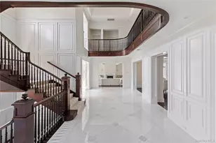 9 Hicks Ln, Sands Point, NY 11050 - Photo 8