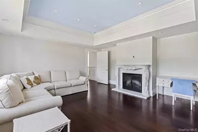 9 Hicks Lane, Sands Point, NY 11050 - Photo 32