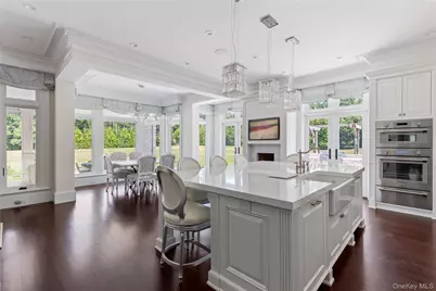 9 Hicks Lane, Sands Point, NY 11050 - Photo 16