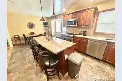 44 Jefferson Avenue, Lynbrook, NY 11563 - Photo 26