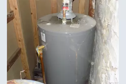 15 Thompson Street, Poughkeepsie, NY 12601 - Photo 12