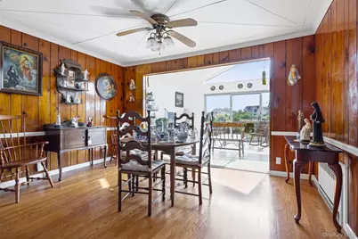 2436 Hempstead Lane, Wantagh, NY 11793 - Photo 18