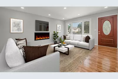 594 Fenworth Boulevard, Franklin Square, NY 11010 - Photo 2