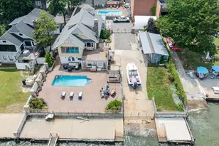 1321 Shore Dr, Bronx, NY 10465 - Photo 42