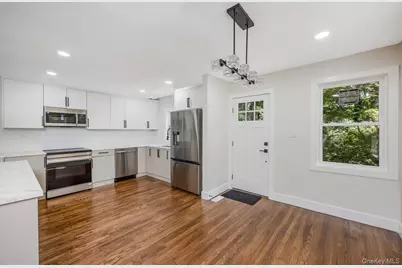 18 Maple Place, Huntington, NY 11743 - Photo 10