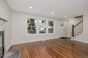 18 Maple Pl, Huntington, NY 11743 - Photo 6