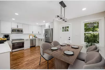 18 Maple Place, Huntington, NY 11743 - Photo 4