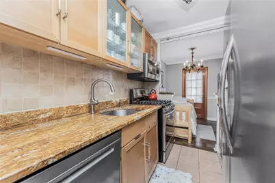 52 Yonkers Terrace #2E, Yonkers, NY 10704 - Photo 4