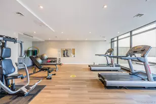 24-12 42nd Rd, Long Island City, NY 11101 - Photo 14