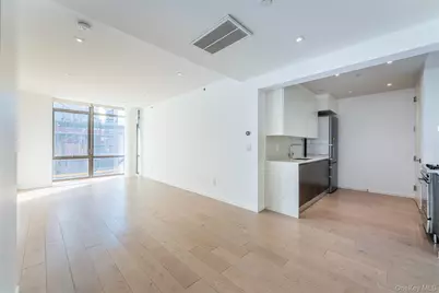 2412 42nd Road #3E, Long Island City, NY 11101 - Photo 2