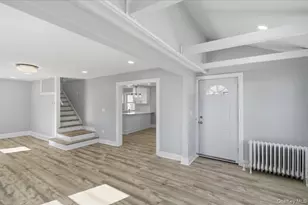 4 Hilton St, Lynbrook, NY 11563 - Photo 8