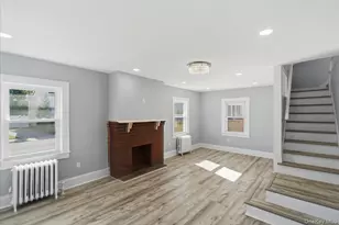 4 Hilton St, Lynbrook, NY 11563 - Photo 10