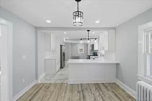 4 Hilton St, Lynbrook, NY 11563 - Photo 12