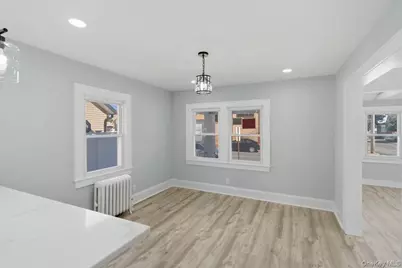 4 Hilton Street, Lynbrook, NY 11563 - Photo 16