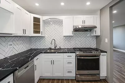 2 Bay Club Drive #1Z3, Bayside, NY 11360 - Photo 12