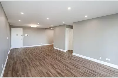 2 Bay Club Drive #1Z3, Bayside, NY 11360 - Photo 6