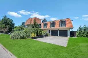 129 Shore Dr, Sound Beach, NY 11789 - Photo 36