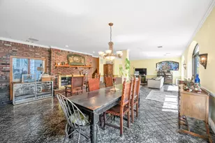 129 Shore Dr, Sound Beach, NY 11789 - Photo 20