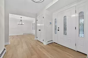 43 Edcris Ln, Huntington, NY 11743 - Photo 6