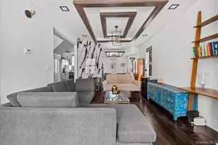 916 Clarence Ave, Bronx, NY 10465 - Photo 8