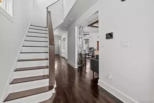 916 Clarence Ave, Bronx, NY 10465 - Photo 6