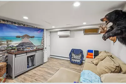 223 N Beech Street, Massapequa, NY 11758 - Photo 26