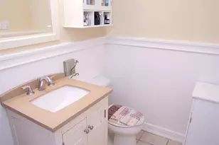 460 Old Town Rd, Port Jefferson Station, NY 11776 - Photo 10