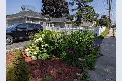 1227 Little East Neck Road, West Babylon, NY 11704 - Photo 18