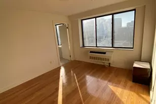 132-35 41st Rd, Flushing, NY 11355 - Photo 8